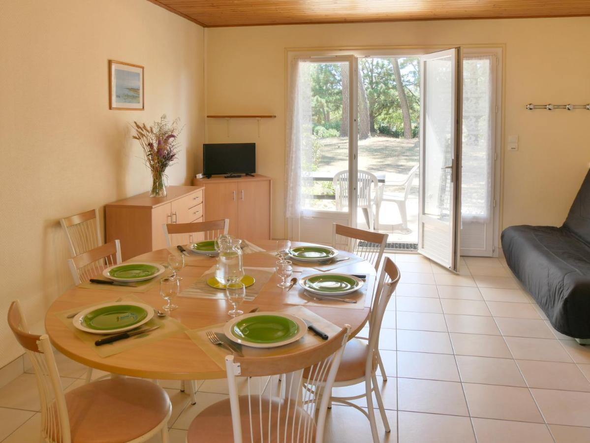 Ulvf Les Hibiscus Hotel Saint-Jean-de-Monts Exterior photo